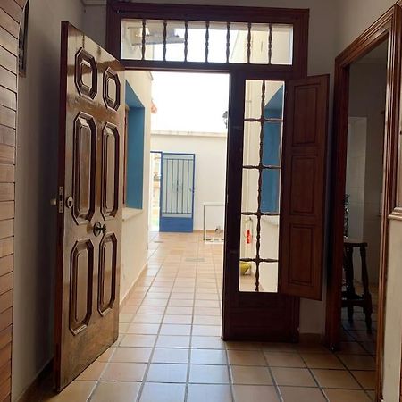 Ca Corrales: Como En La Playa, Pero En El Pueblo Calpe Bagian luar foto