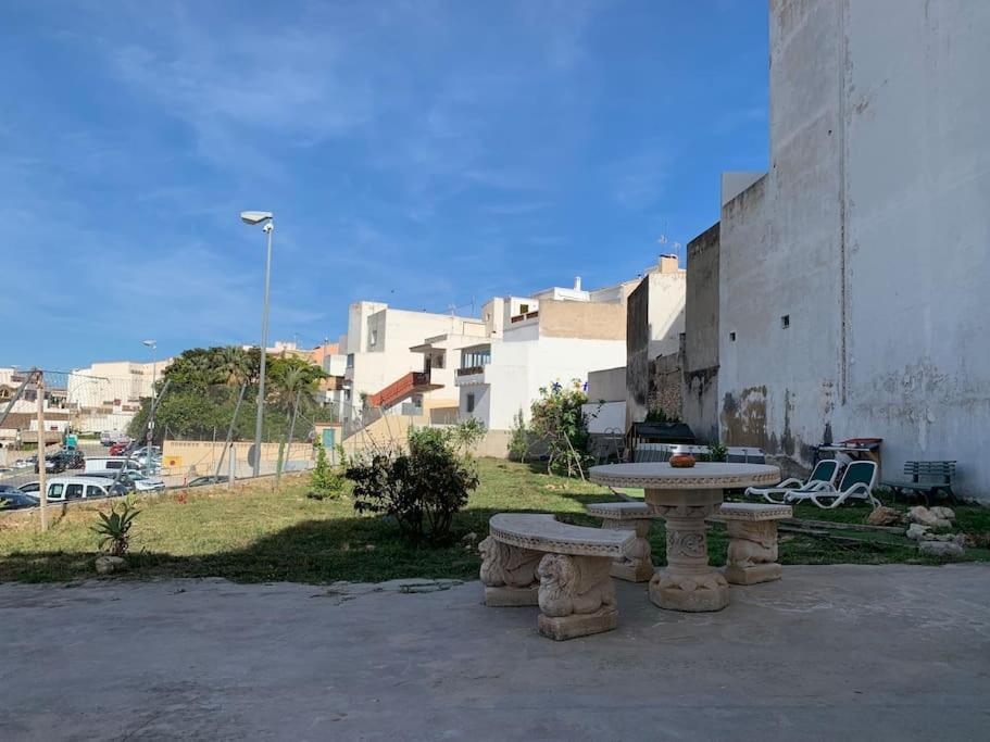 Ca Corrales: Como En La Playa, Pero En El Pueblo Calpe Bagian luar foto